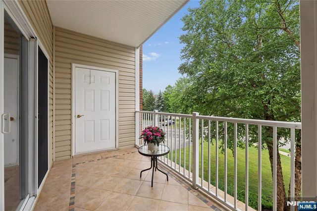 7118 Warrens Way, Wanaque, NJ 07465