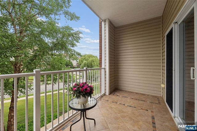 7118 Warrens Way, Wanaque, NJ 07465