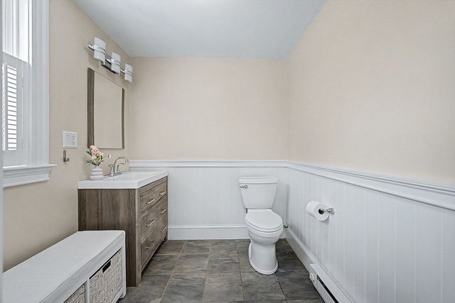 419 Prospect St, Norwood, MA 02062