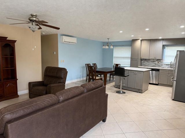 3394 SE JEFFERSON Street, Stuart, FL 34997