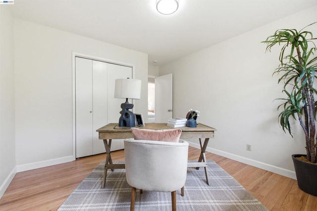 1478 Plaza Dr, San Leandro, CA 94578