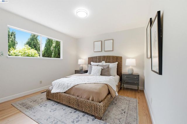 1478 Plaza Dr, San Leandro, CA 94578