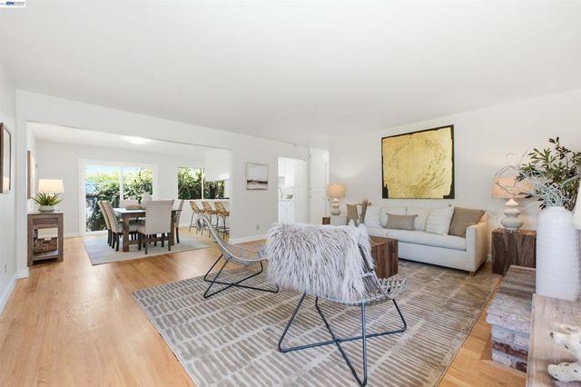1478 Plaza Dr, San Leandro, CA 94578