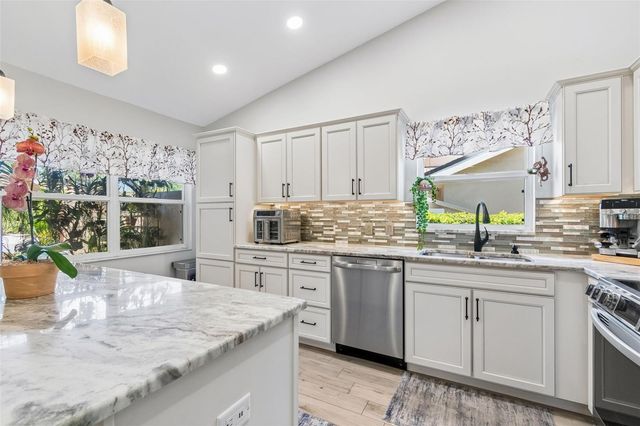5613 MONTE ROSSO ROAD, Sarasota, FL 34243