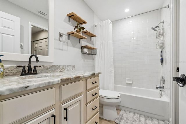 5613 MONTE ROSSO ROAD, Sarasota, FL 34243