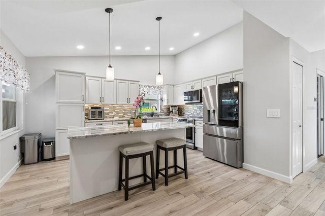 5613 MONTE ROSSO ROAD, Sarasota, FL 34243