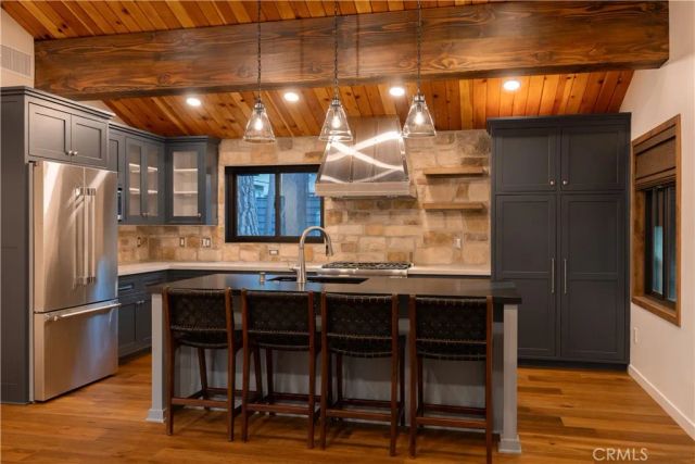 42763 Cedar Avenue, Big Bear Lake, CA 92315