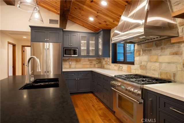 42763 Cedar Avenue, Big Bear Lake, CA 92315