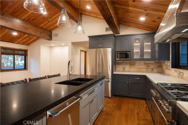 42763 Cedar Avenue, Big Bear Lake, CA 92315