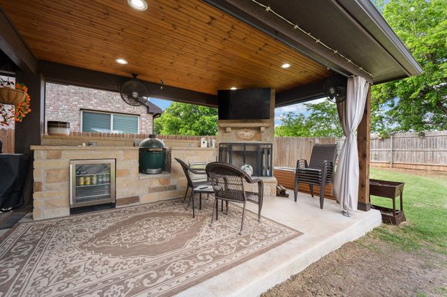 1160 Country Glen Drive, Godley, TX 76044