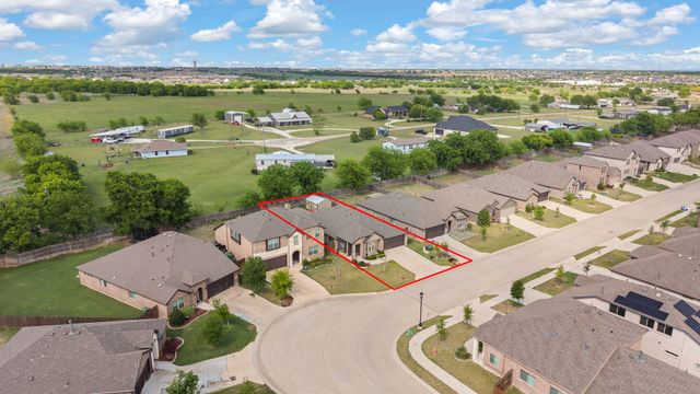 1160 Country Glen Drive, Godley, TX 76044