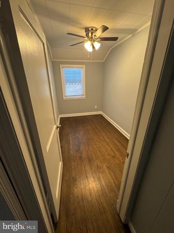 418 STEMMERS RUN RD, Essex, MD 21221