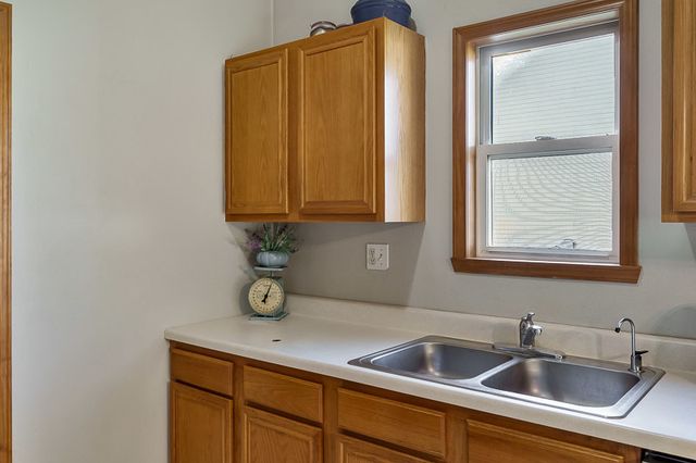 645 Winfield Drive, South Beloit, IL 61080