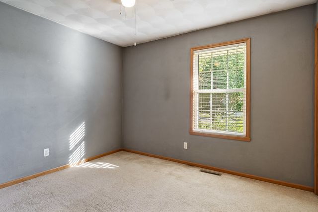 645 Winfield Drive, South Beloit, IL 61080