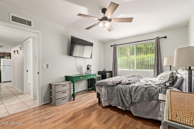 117 W 10TH Street, Tempe, AZ 85281
