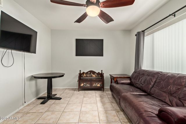 117 W 10TH Street, Tempe, AZ 85281