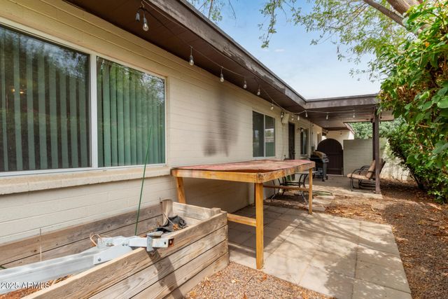 117 W 10TH Street, Tempe, AZ 85281