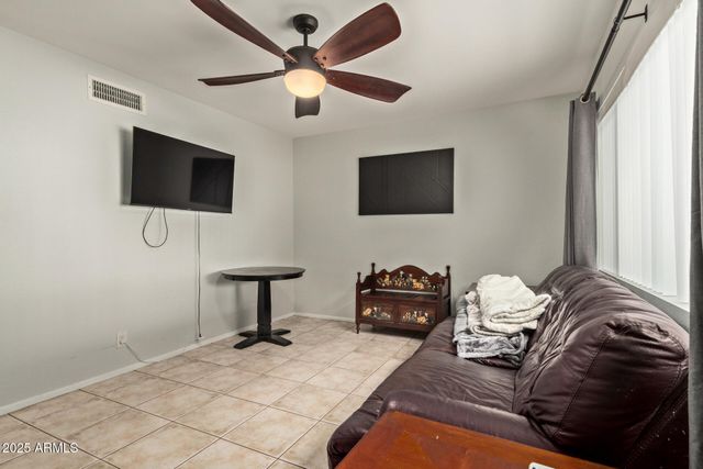 117 W 10TH Street, Tempe, AZ 85281