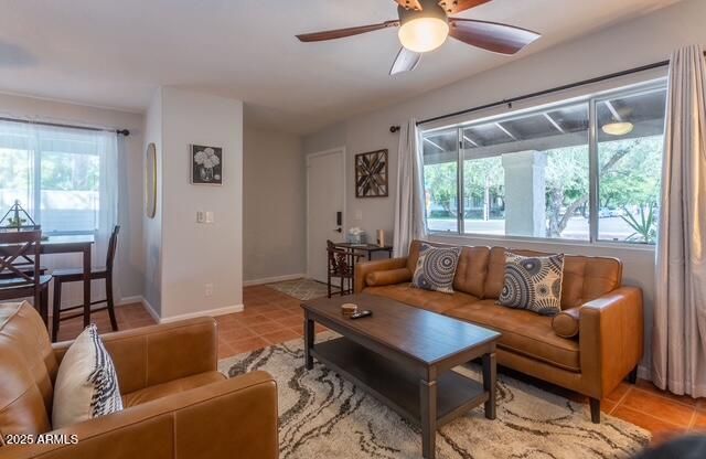 117 W 10TH Street, Tempe, AZ 85281
