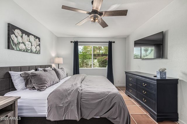 117 W 10TH Street, Tempe, AZ 85281