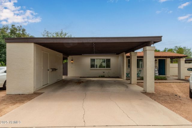 117 W 10TH Street, Tempe, AZ 85281