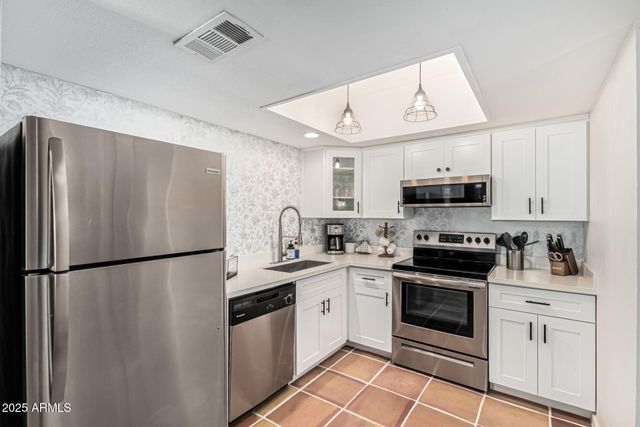 117 W 10TH Street, Tempe, AZ 85281