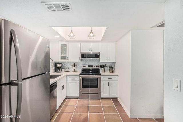 117 W 10TH Street, Tempe, AZ 85281