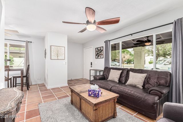 117 W 10TH Street, Tempe, AZ 85281