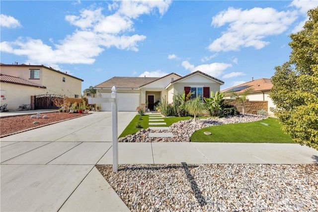 971 Donner, Hemet, CA 92543