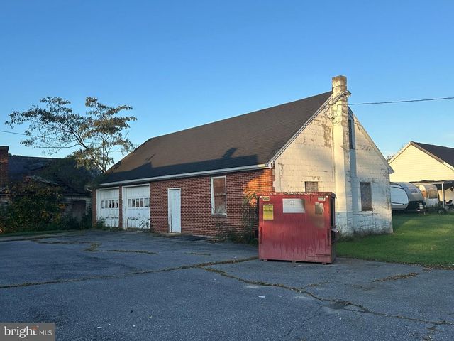 5513-5535-5544 MAIN ST, Chambersburg, PA 17202