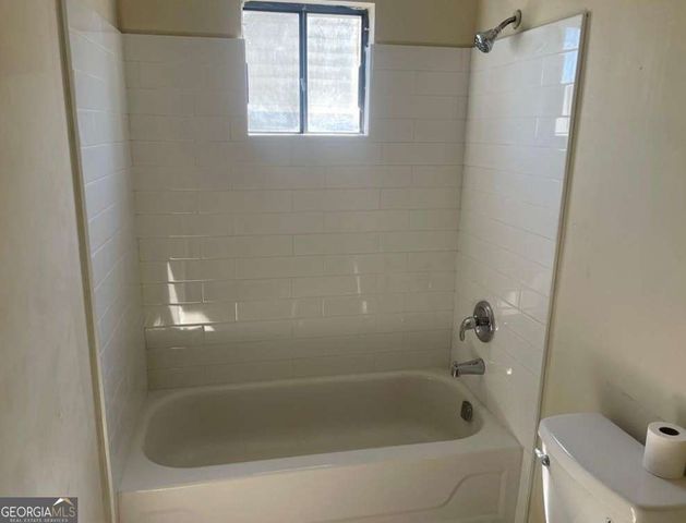 104 Woodhaven Way, Alpharetta, GA 30009