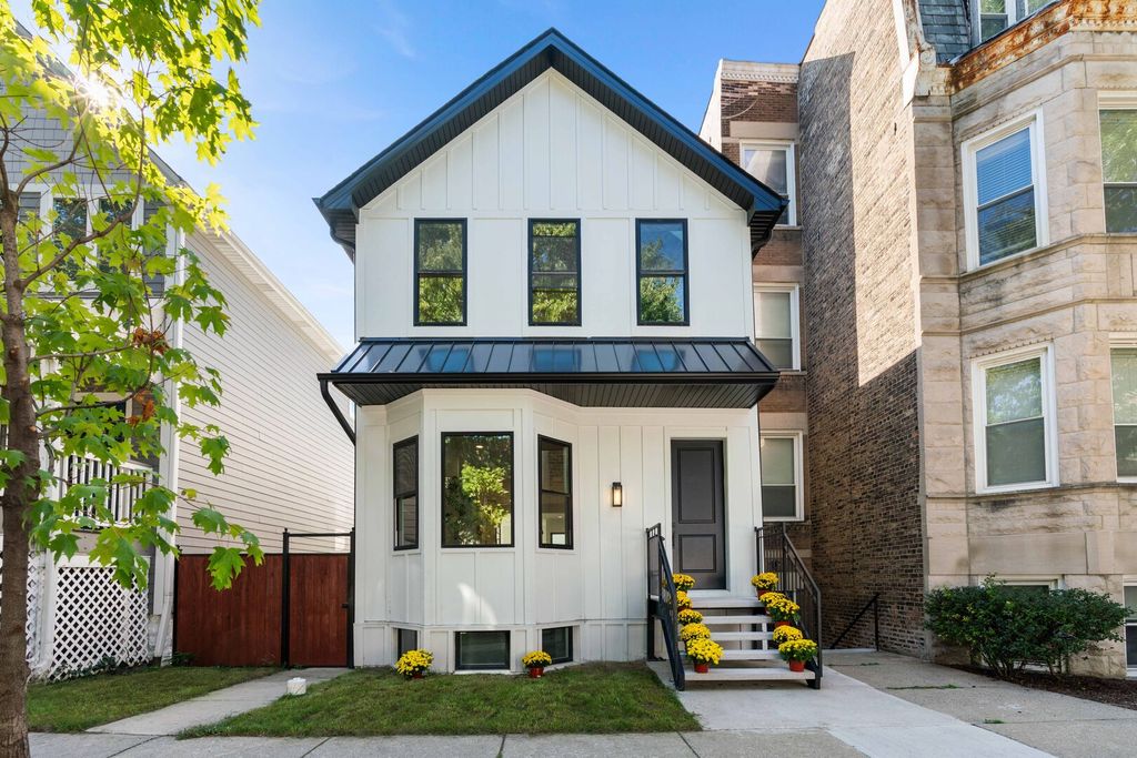2332 N Maplewood Avenue, Chicago, IL 60647 — exterior