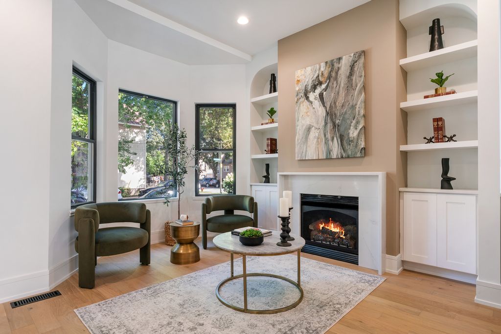 2332 N Maplewood Avenue, Chicago, IL 60647 — photo 4