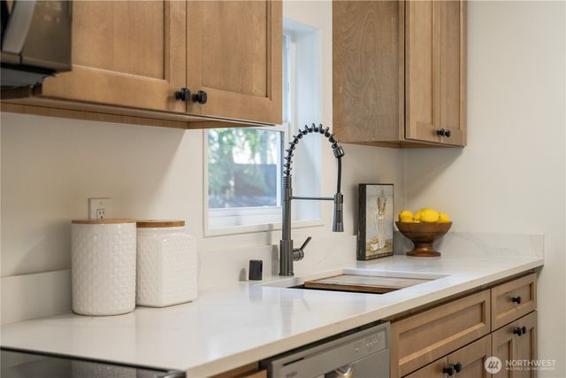 3408 Old Hwy 99 North Road, Burlington, WA 98233