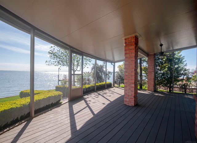 41614 Conger Bay Street, Harrison Twp, MI 48045