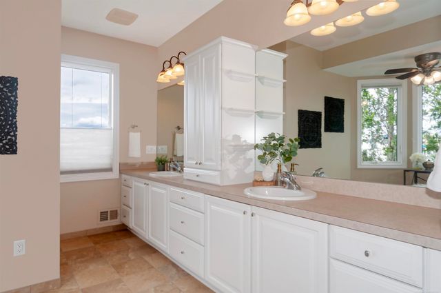 41614 Conger Bay Street, Harrison Twp, MI 48045
