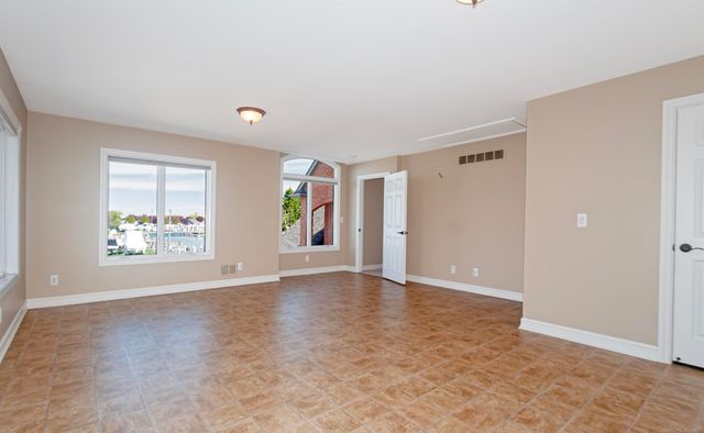 41614 Conger Bay Street, Harrison Twp, MI 48045