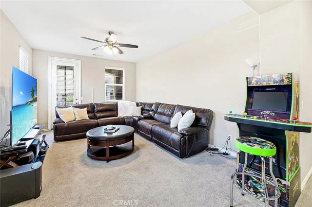 27364 Ellery Place, Saugus, CA 91350