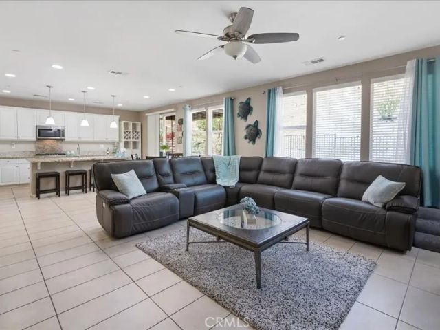 27364 Ellery Place, Saugus, CA 91350