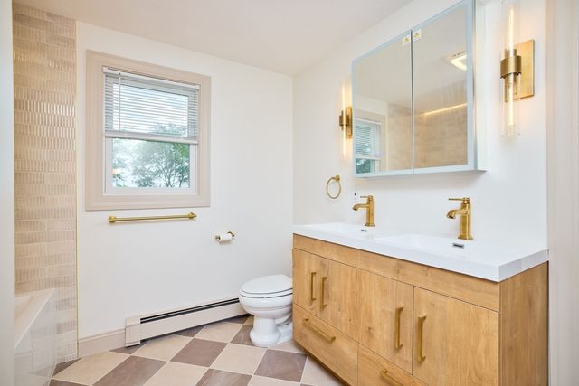 10 Prescott Ter, Quincy, MA 02169