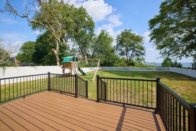 10 Prescott Ter, Quincy, MA 02169