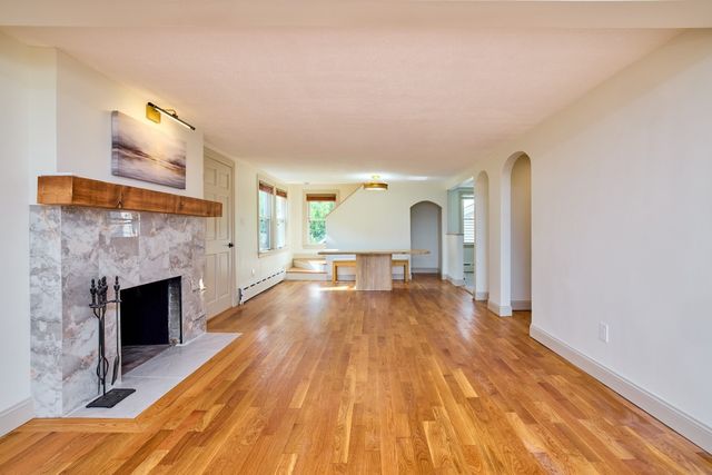 10 Prescott Ter, Quincy, MA 02169