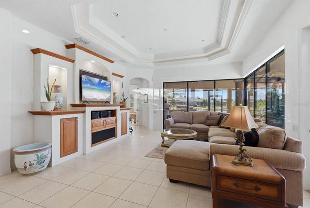 815 TROPEZ LANE, Venice, FL 34292