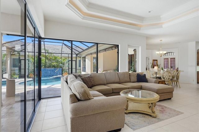 815 TROPEZ LANE, Venice, FL 34292