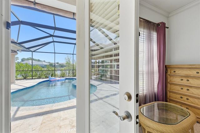 815 TROPEZ LANE, Venice, FL 34292