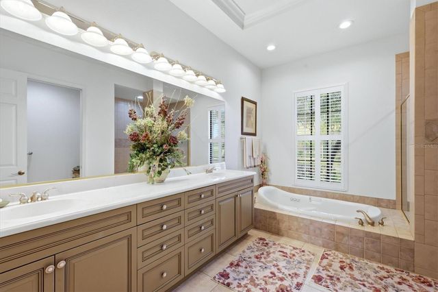 815 TROPEZ LANE, Venice, FL 34292
