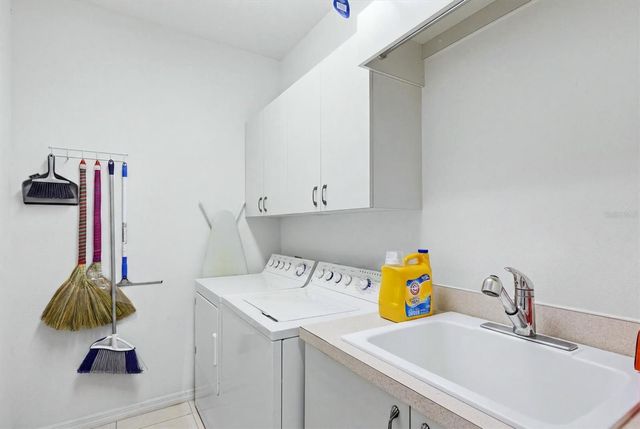 815 TROPEZ LANE, Venice, FL 34292