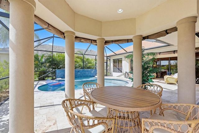 815 TROPEZ LANE, Venice, FL 34292