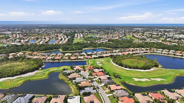 815 TROPEZ LANE, Venice, FL 34292