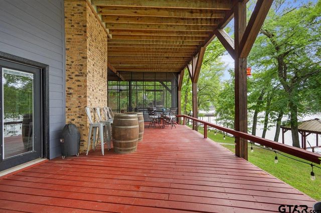 608 Hideaway Ln E, Hideaway, TX 75771